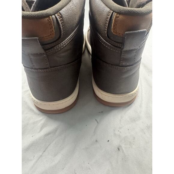 Levi’s Men’s High Top Sneakers Brown Lace Up Casual Shoes Size 11